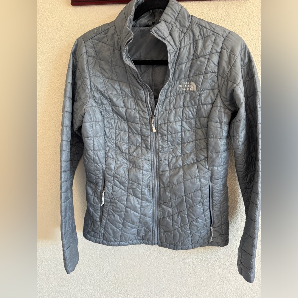Women’s Small North Face Jacet